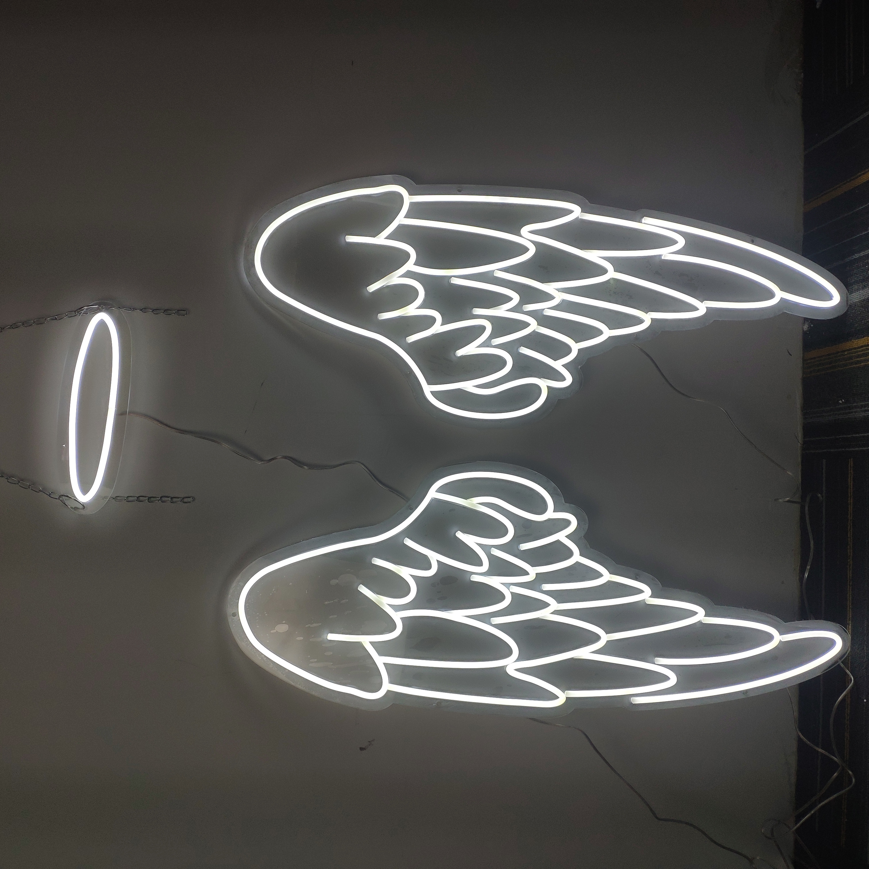 Halo Outdoor Lighting - Аngel Wings & Halo Neon Sign